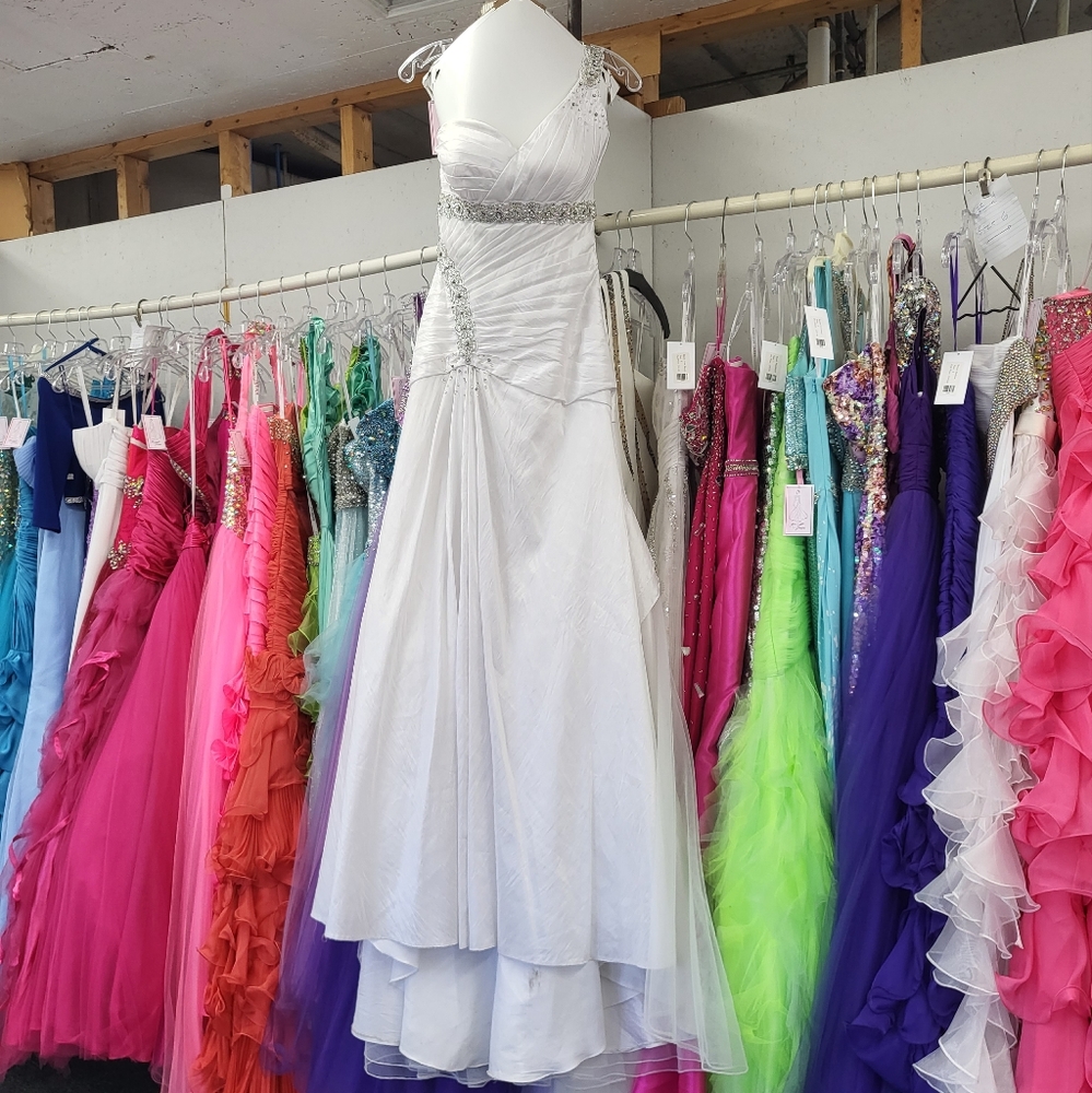 Tony Bowls Wedding/Prom Dress